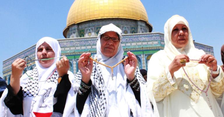  الرباط المقدسي يشكلُ درعاً حامياً للأقصى