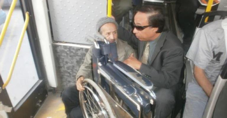 ذوو إعاقة في وسائل النقل