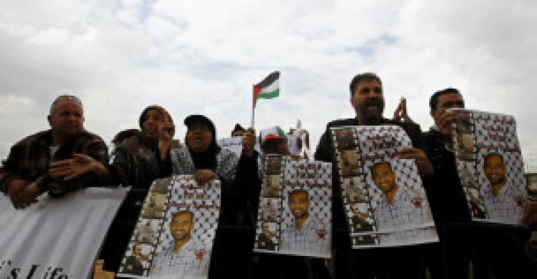 العيساوي ينهي إضرابه عن الطعام 