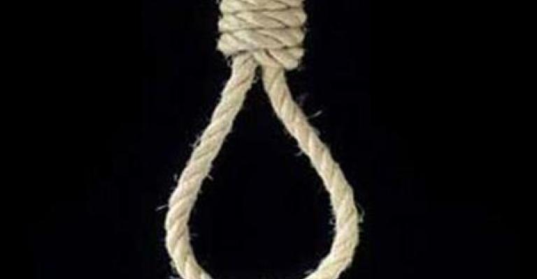 الاعدام شنقاً لـ 3 اشخاص أدينوا بالقتل العمد 