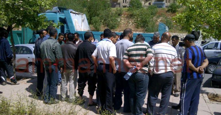 اصحاب القلابات يعتصمون امام امانة عمان- عدسة احمد ابو حمد 