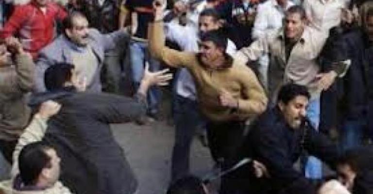 اليرموك: مشاجرة ضخمة تمتد الى خارج اسوار الجامعة 