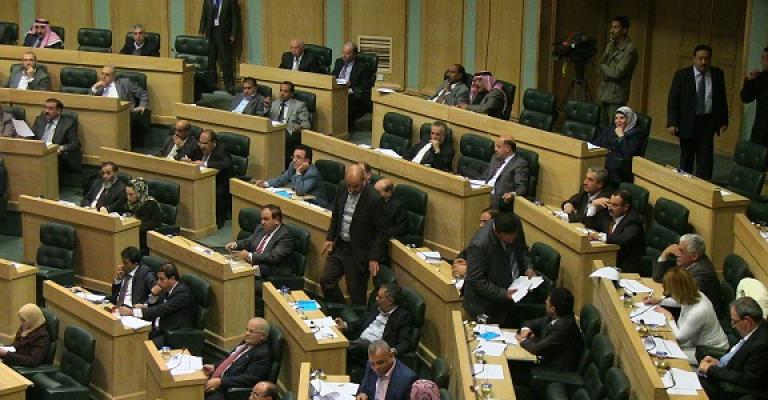 النواب يؤجل قانون هيكلة المؤسسات في محاولة لالغاء المزيد من الهيئات المستقلة