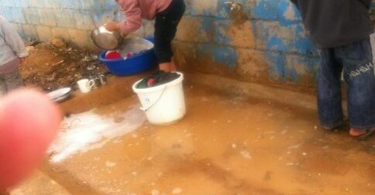 دورات المياه في الزعتري.. بؤرة للمخاطر- صوت 