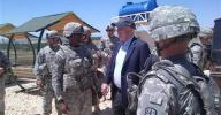 مكين يلتقي المعارضة في سورية