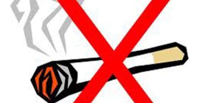 حظر التدخين في وسائط النقل.. غير مفعل