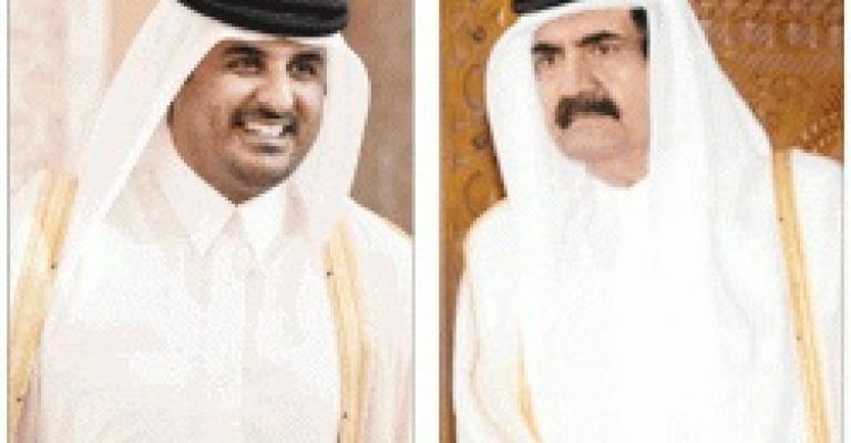 حمد يسلم السلطة لنجله حمد يسلم السلطة لنجله