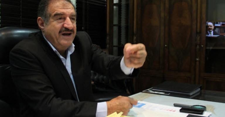 وفاة منسق شؤون اللاجئين أنمار الحمود بحادث سير