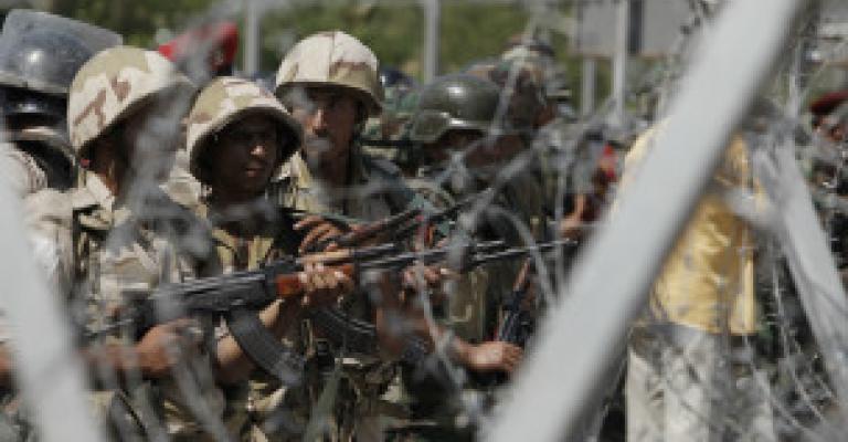 معارضو الرئيس المصري المعزول ومؤيدوه يتأهبون للتظاهر