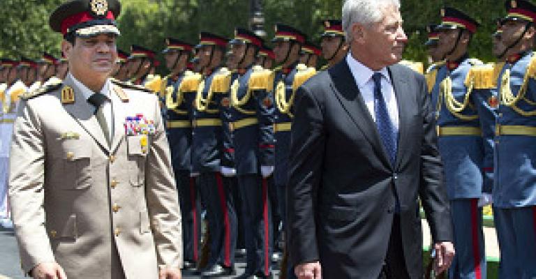 الأزمة في مصر: أوباما يأمر بمراجعة المساعدات الأمريكية لمصر