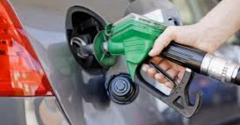 الفايز: ارتفاع أسعار المحروقات الشهر المقبل بنسبة 4% الفايز: ارتفاع أسعار المحروقات الشهر المقبل بنسبة 4%