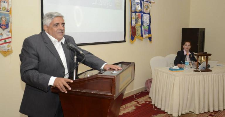 كتاب يحاضر حول "الاعلام والمجتمع" كتاب يحاضر حول "الاعلام والمجتمع"