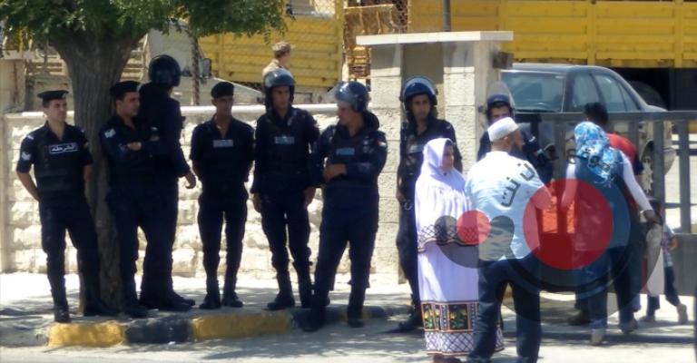 اجراءات تصعيدية رداً على استمرار اعتقال ناشطي الحراك اجراءات تصعيدية رداً على استمرار اعتقال ناشطي الحراك