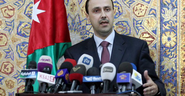 المومني : الاردن ليس في صورة "ساعة الصفر" والقنوات الدبلوماسية مفتوحة مع الجانب السوري المومني : الاردن ليس في صورة "ساعة الصفر" والقنوات الدبلوماسية مفتوحة مع الجانب السوري