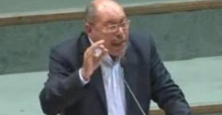 مطالبة الكوز بالتعويض المالي