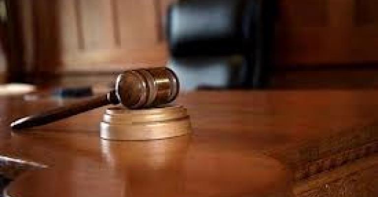 الأشغال بدل الإعدام بحق أمريكية دهست 3 أطفال