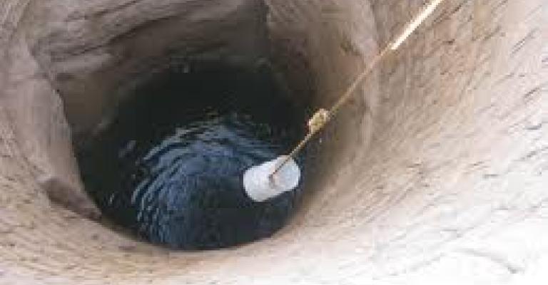 ردم أكثر من 108 بئر جوفي مخالف ردم أكثر من 108 بئر جوفي مخالف