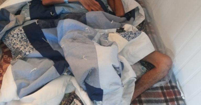 ظلال الموت والإصابة تلاحق السوريين في خيام لجوئهم