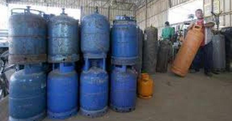 إقبال على مادتي الكاز والغاز بسبب الحالة الجوية