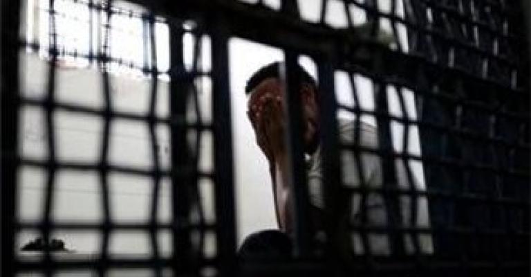 الأسرى الاداريون يضربون عن الطعام الخميس الأسرى الاداريون يضربون عن الطعام الخميس