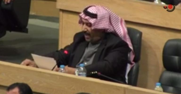 النواب ينتقدون "عجز" الحكومة ومطالبات برحيلها- فيديو النواب ينتقدون "عجز" الحكومة ومطالبات برحيلها- فيديو