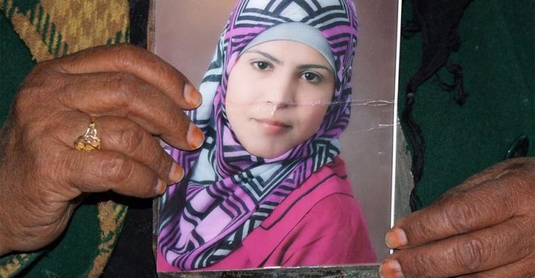 والدة نور العوضات: قلبي يحترق