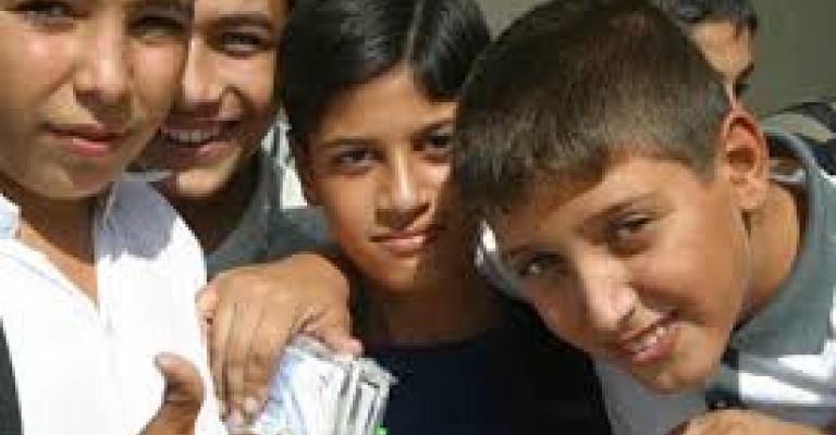 لجنة التنمية المجتمعية و"اكشن ايد"..شراكة من اجل بناء قدرات الشباب واليافعين بالزرقاء