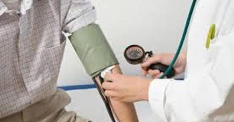 أطباء سوريون يعجزون عن تقديم المساعدة للاجئين