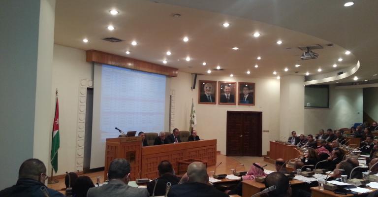 إقرار مشروع موازنة "الأمانة" وتخصيص 100 ألف لكل منطقة 