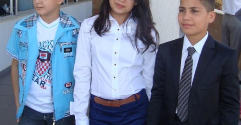 برلمان الطفولة في الزرقاء.. "الديمقراطية في الصغر كالنقش في الحجر"