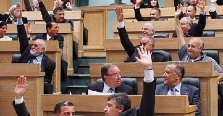 تقرير: الحكومات تجيب على 77% فقط من الأسئلة النيابية الرقابية 