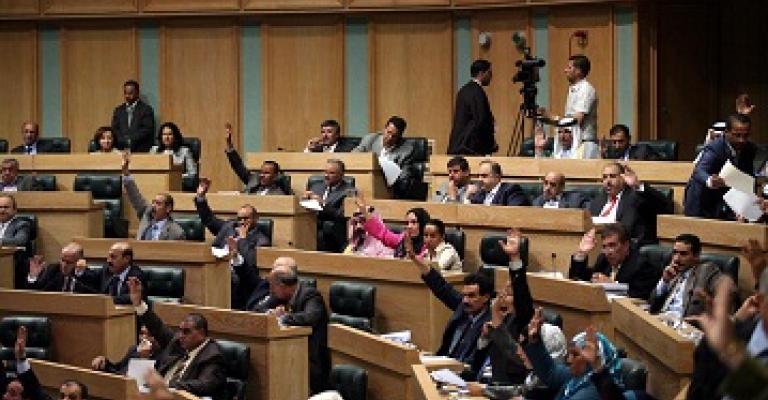 انتقادات نيابية لغياب خطط معالجة الفقر عن الموازنة والشوبكي يعلن الحجب انتقادات نيابية لغياب خطط معالجة الفقر عن الموازنة والشوبكي يعلن الحجب