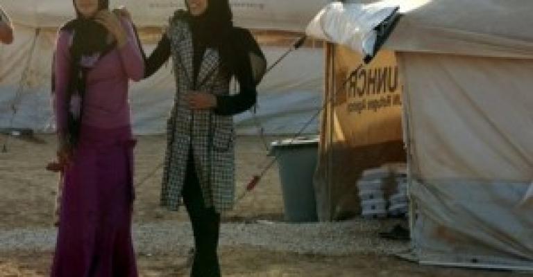 "مطلوب سورية جميلة للعمل" .. إستغلال اللجوء