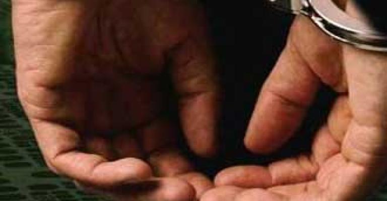 "القتل القصد" لأم وبناتها قتلن والدهن