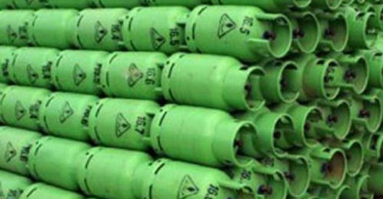 المواصفات تصدر قرارا بمنع دخول شحنة الغاز الهندية