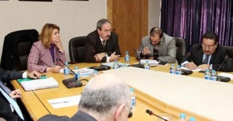 الحريات النيابية تبحث شكاوى اعتداء أثناء الاعتقال الحريات النيابية تبحث شكاوى اعتداء أثناء الاعتقال