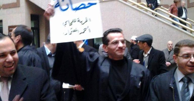 توجيه تهم التزوير وذم هيئة قضائية لمحام