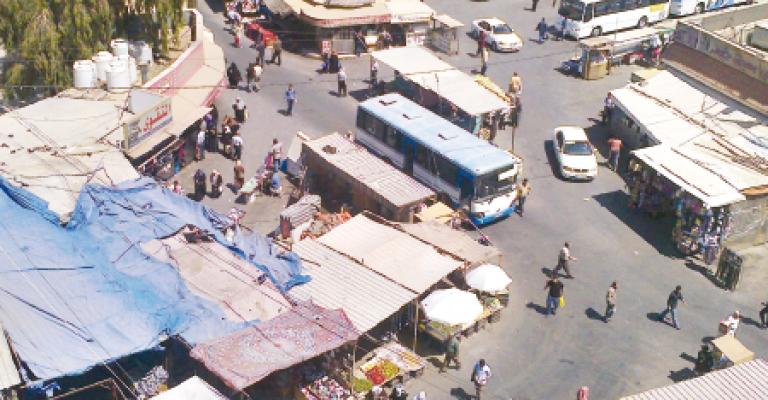 الأمانة: حملة لإزالة البسطات والمعرشات في مجمع المحطة