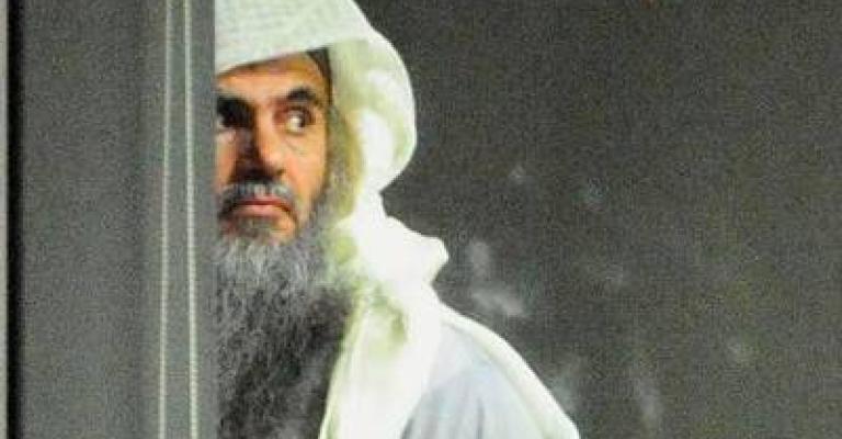 أبو قتادة ينفي إصداره فتوى لتفجير المدرسة الأمريكية