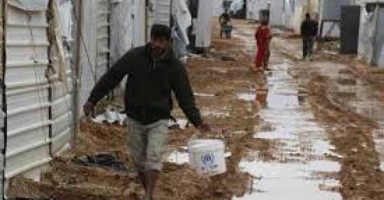 اخلاء الف لاجئ في الزعتري 