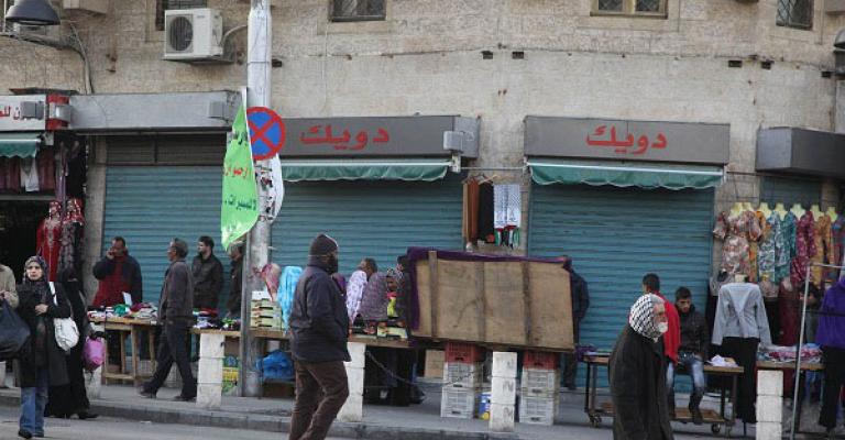 بسطات وسط البلد تنتقل من الشارع إلى الرصيف