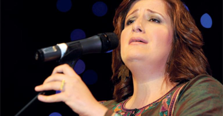 نور .. البوم جديد لمكادي نحاس نور .. البوم جديد لمكادي نحاس