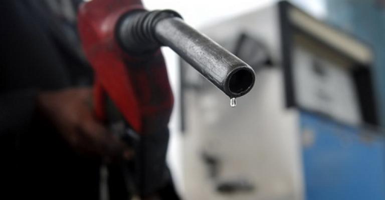 توقع تثبيت أسعار المحروقات الشهر المقبل توقع تثبيت أسعار المحروقات الشهر المقبل