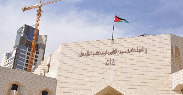 تخفيض عقوبة شقيقين قتلا شقيقتهم بداعي الشرف