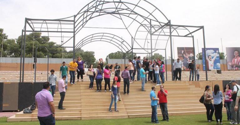 استكمال استعدادات زيارة البابا وتوقع حضور 50 الف لقداسه في ستاد عمّان غداً استكمال استعدادات زيارة البابا وتوقع حضور 50 الف لقداسه في ستاد عمّان غداً