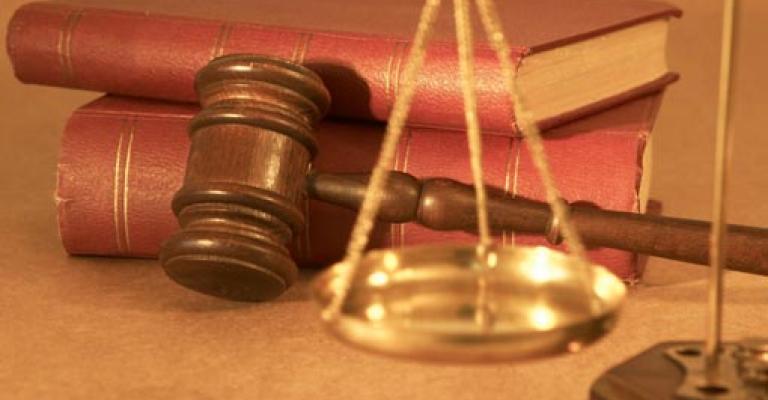 الطعن بتبرئة كهل متهم بهتك عرض طفلة 