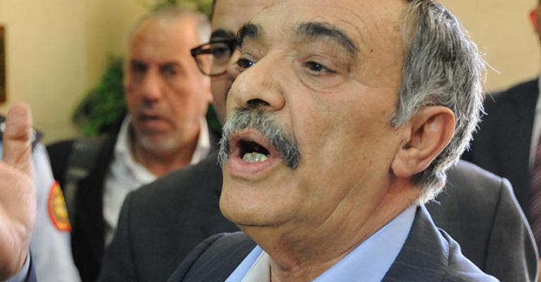 شنيكات يبرر تكرار سفره شنيكات يبرر تكرار سفره