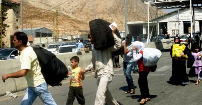 الداخلية اللبنانية تطلب من النازحين السوريين عدم الدخول الى بلادهم