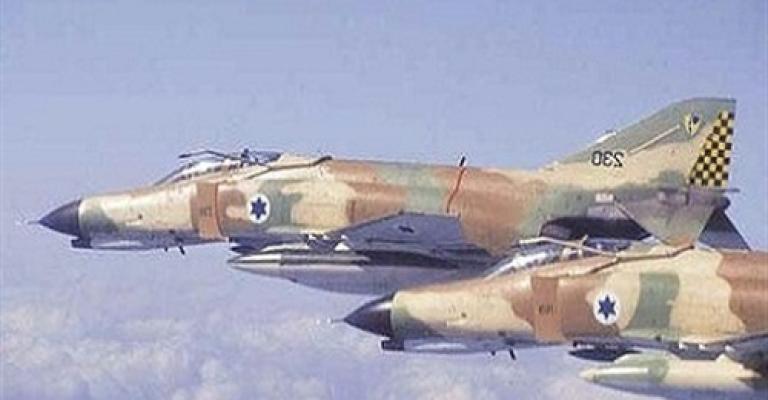 اصابة فلسطينية بغارة شنتها طائرات الاحتلال على غزة