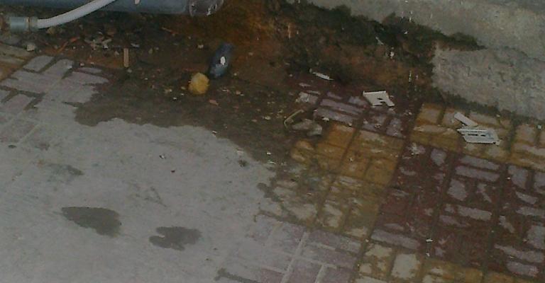 معاناة مزمنة لاهالي الرصيفة الجنوبي مع شبكة المياه المهترئة